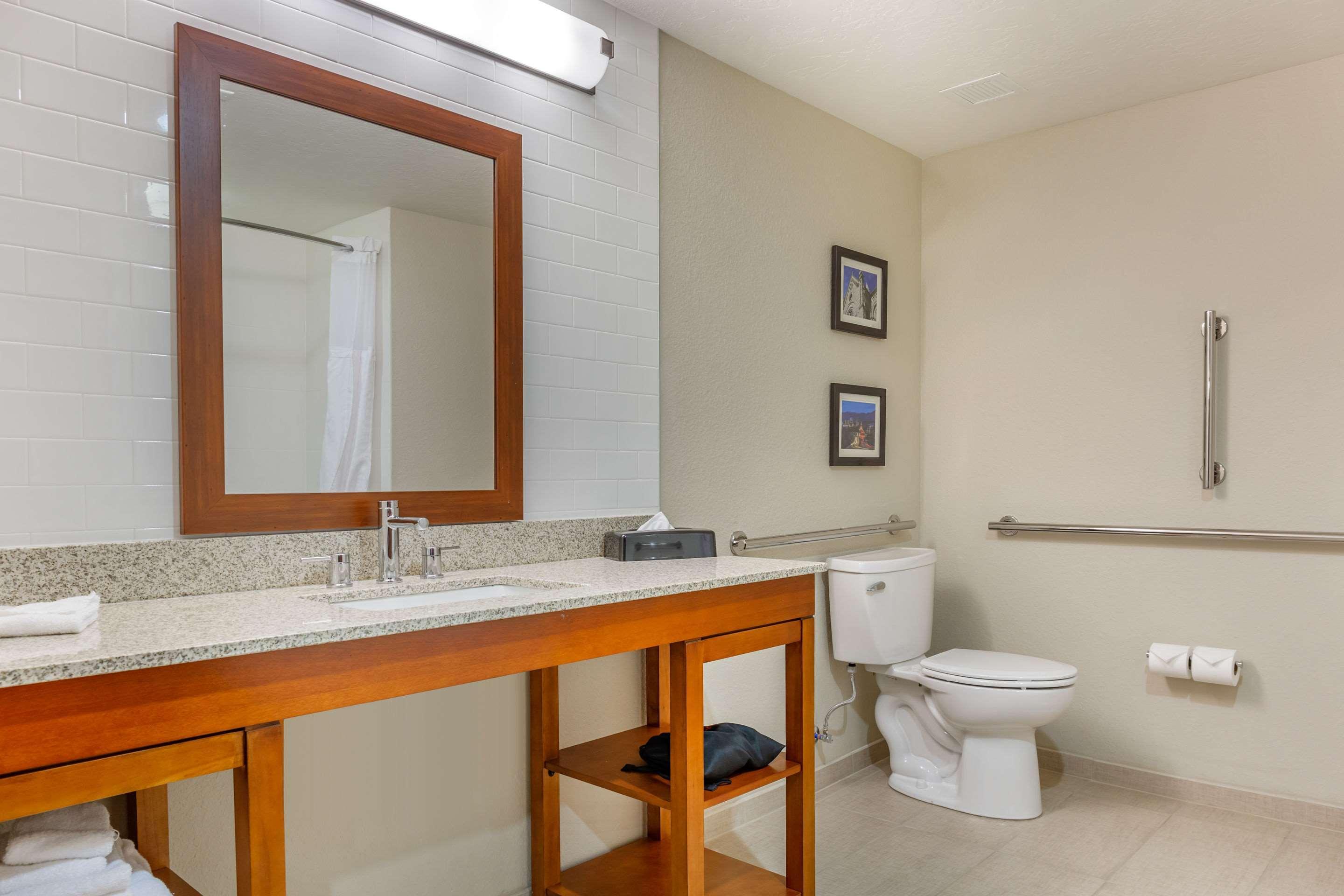 Comfort Inn & Suites Boise Airport Eksteriør billede