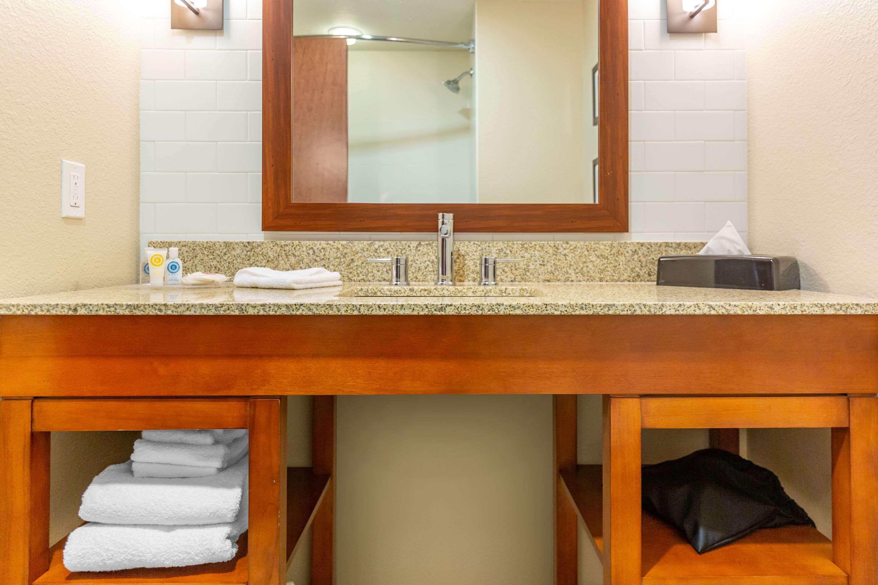 Comfort Inn & Suites Boise Airport Eksteriør billede
